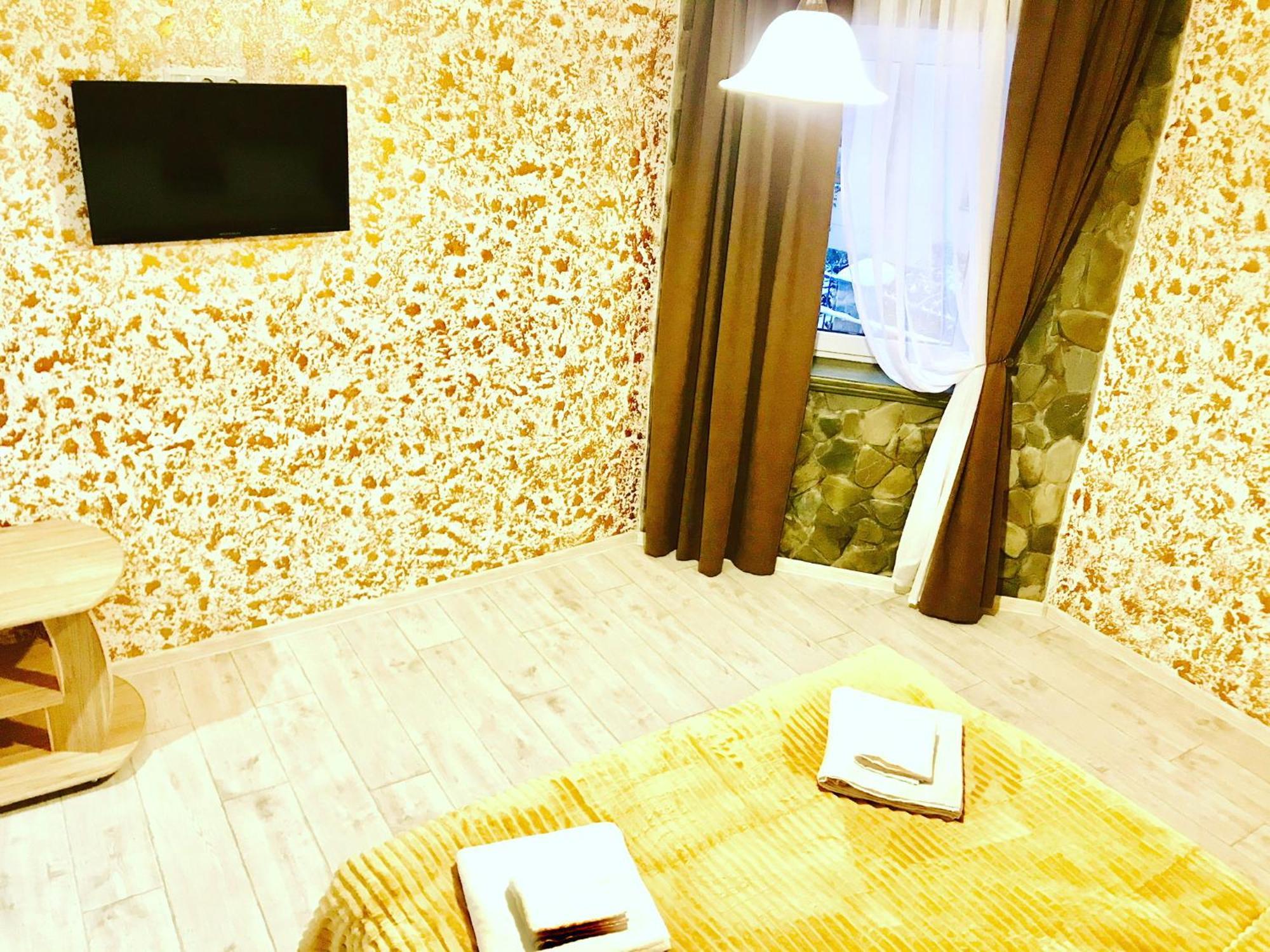 Good House *